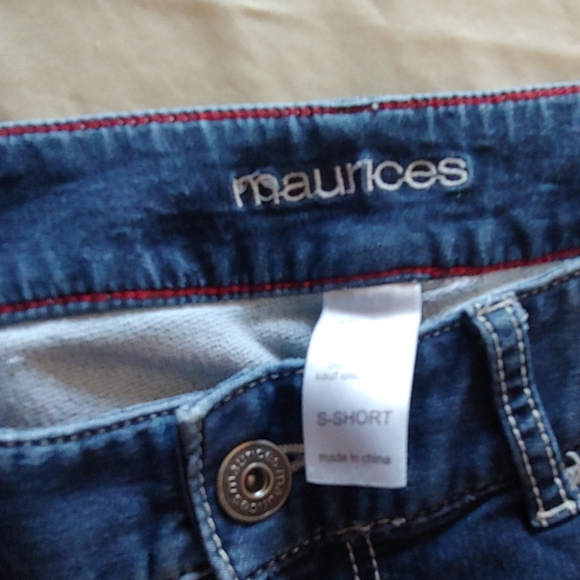 Maurice's Straight - Picture 3 of 4